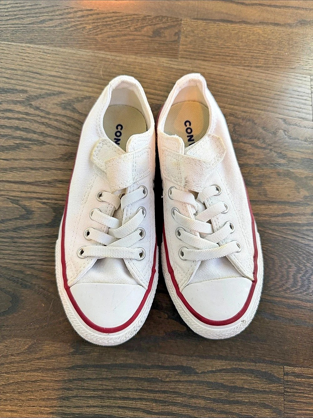 Kids Converse Chuck Taylor All Star Sneakers White US 12 - like new